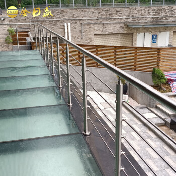 How to Maintain Stainless Steel Guardrails