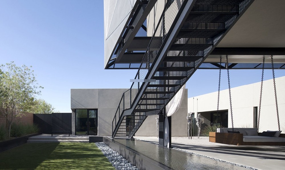 How Practical Are Stainless Steel Stairs