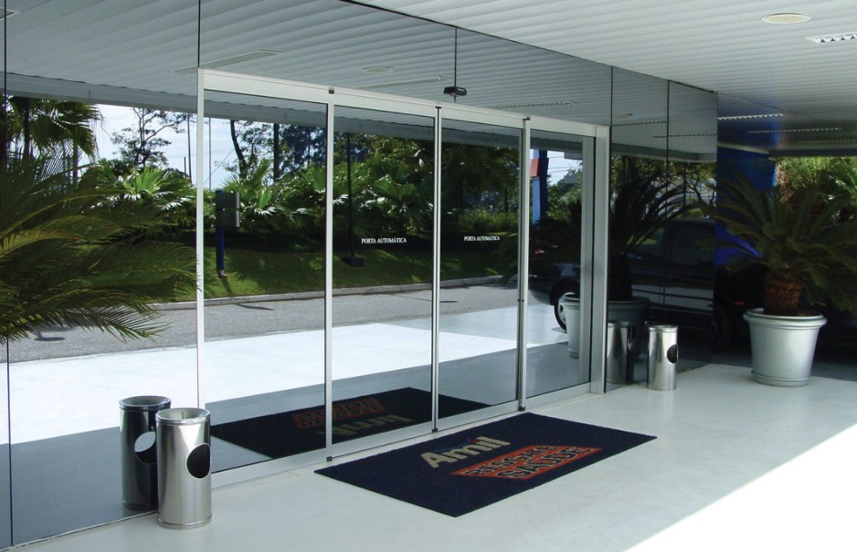 Advantages of Stainless Steel Doors