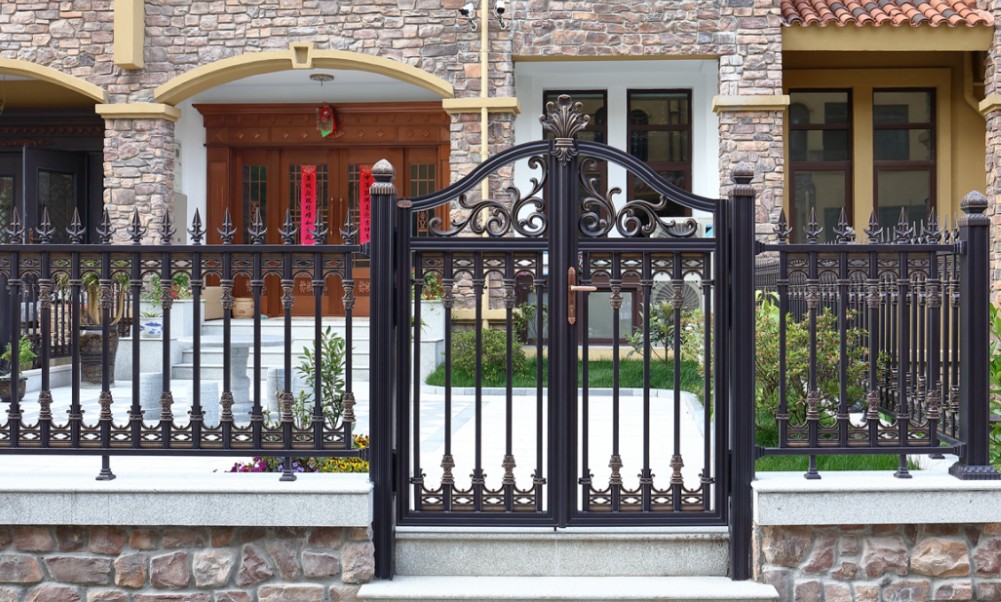 1717431213138629.jpg RISING DRAGON295.jpg